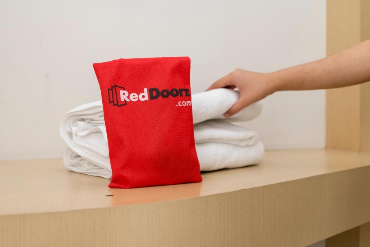 Reddoorz Plus @ Bitung City Center Exteriér fotografie